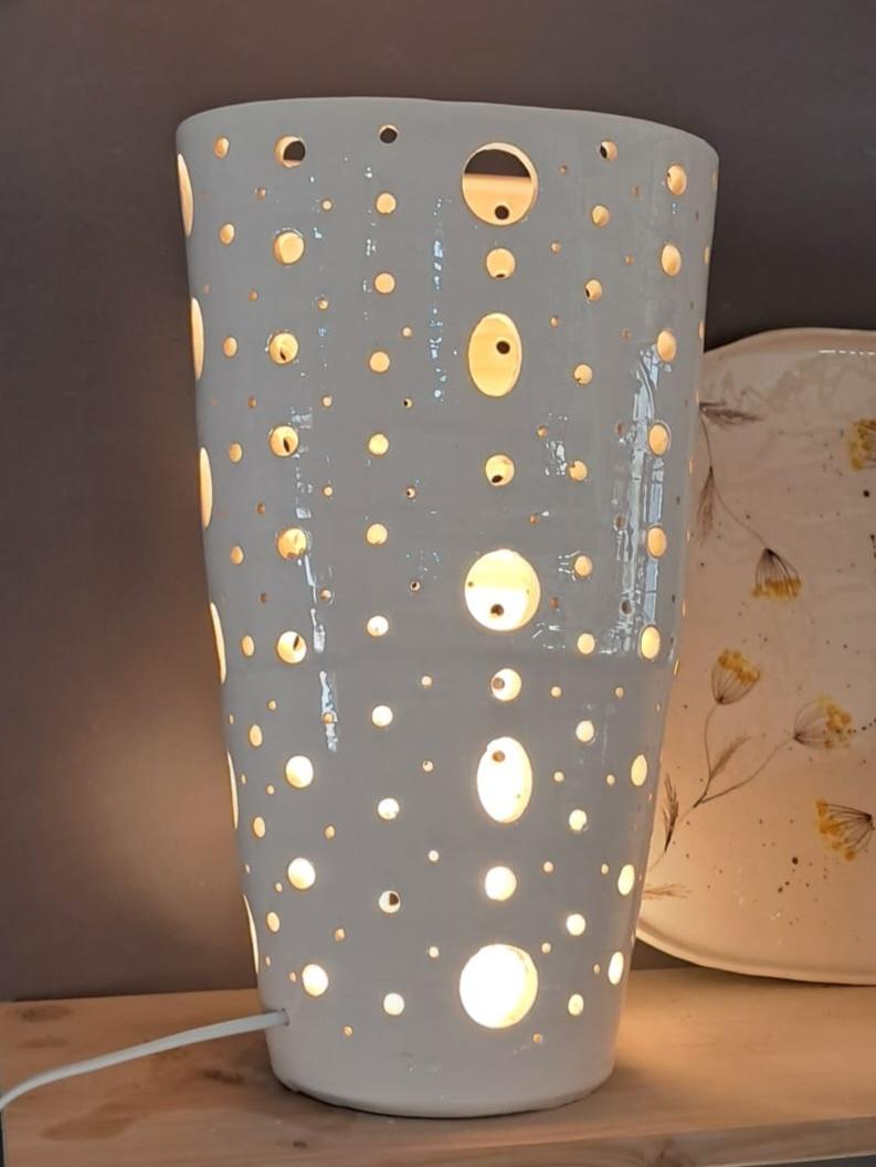 Dekorative Perforierte Keramiklampe - Origens Kollektion