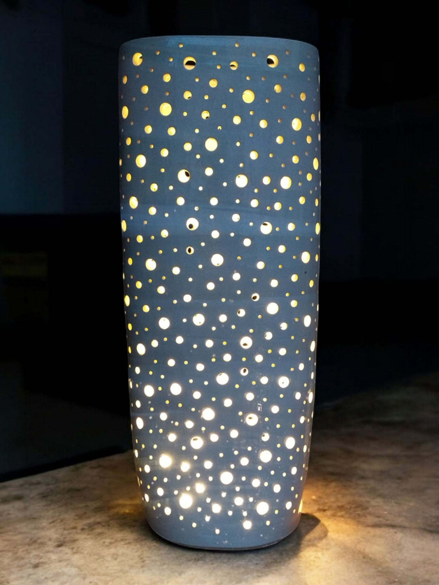 Dekorative Perforierte Keramiklampe - Origens Kollektion